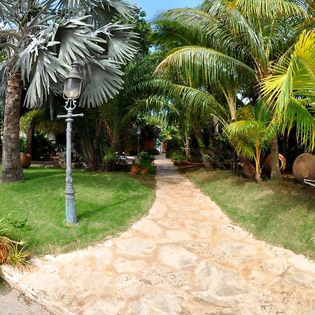 Sun Reef Village On Sea วิลเลมสตัด ภายนอก รูปภาพ