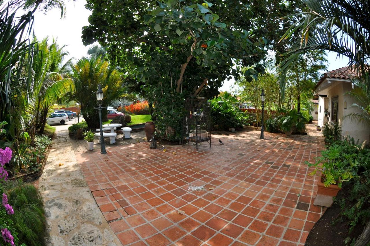Sun Reef Village On Sea วิลเลมสตัด ภายนอก รูปภาพ